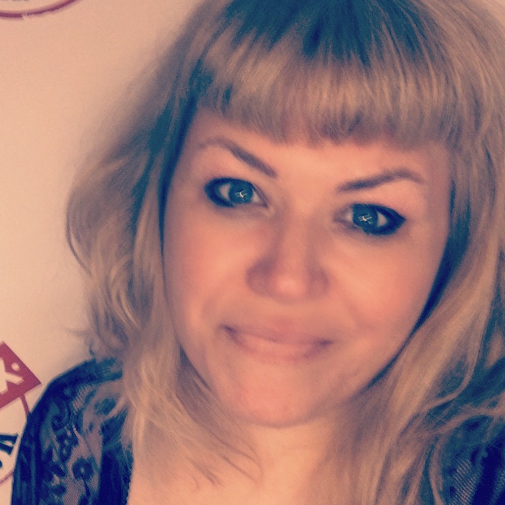 Meet your Posher, Angie